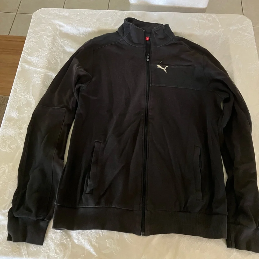 Puma Men's Black Jacket - Picture 1 of 4